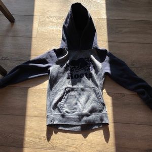 KIDS DARK BLUE ROOTS HOODY 7-8 YR OLD $30